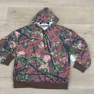 Men's  CHUCKY Camouflage  Graphic  Hoodie Sweatshirt XLARGE. NEW